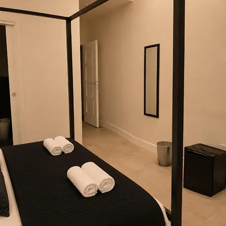 Bed & Breakfast Crossing *